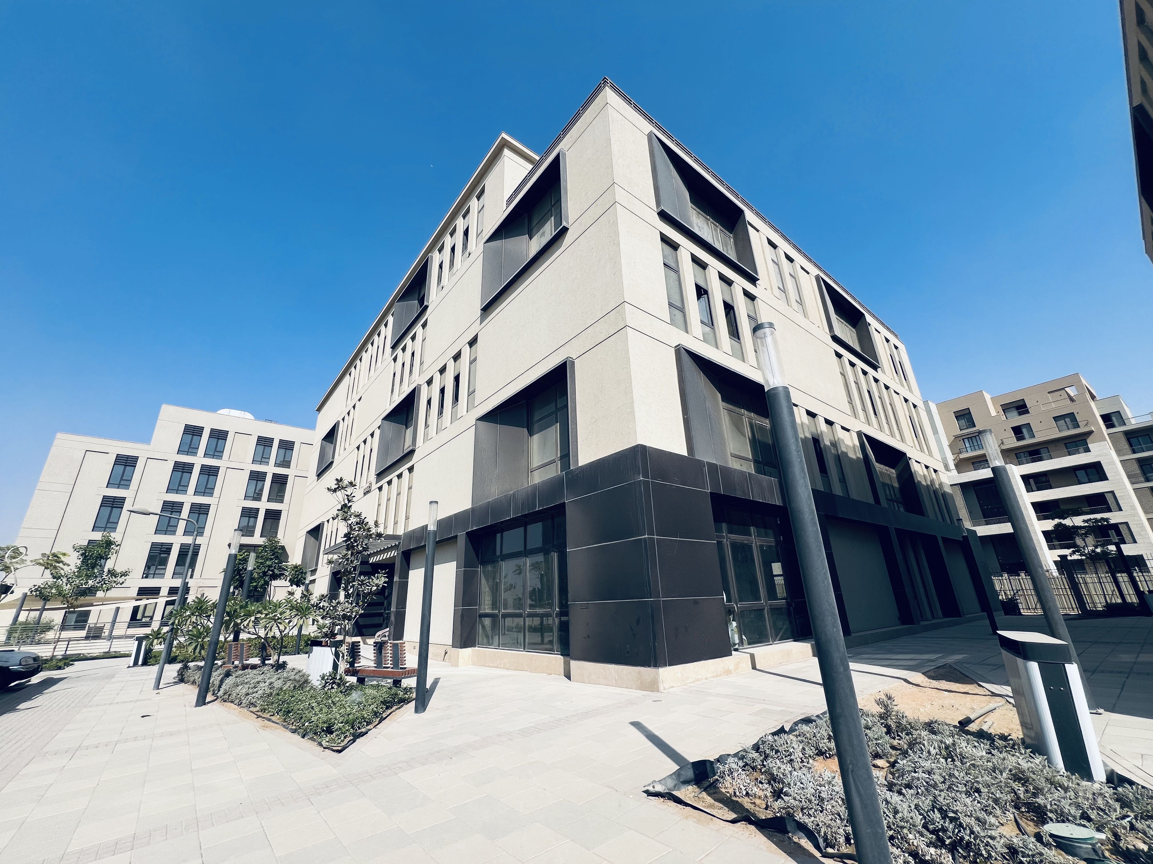 Office for Resale in District 5 | Building B5 | 69 SQM | Finished
